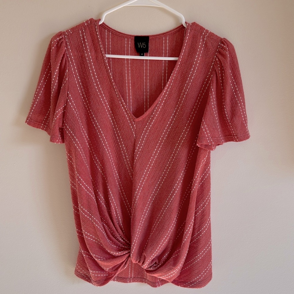 W5 - V Neck, twist front top. Size Medium